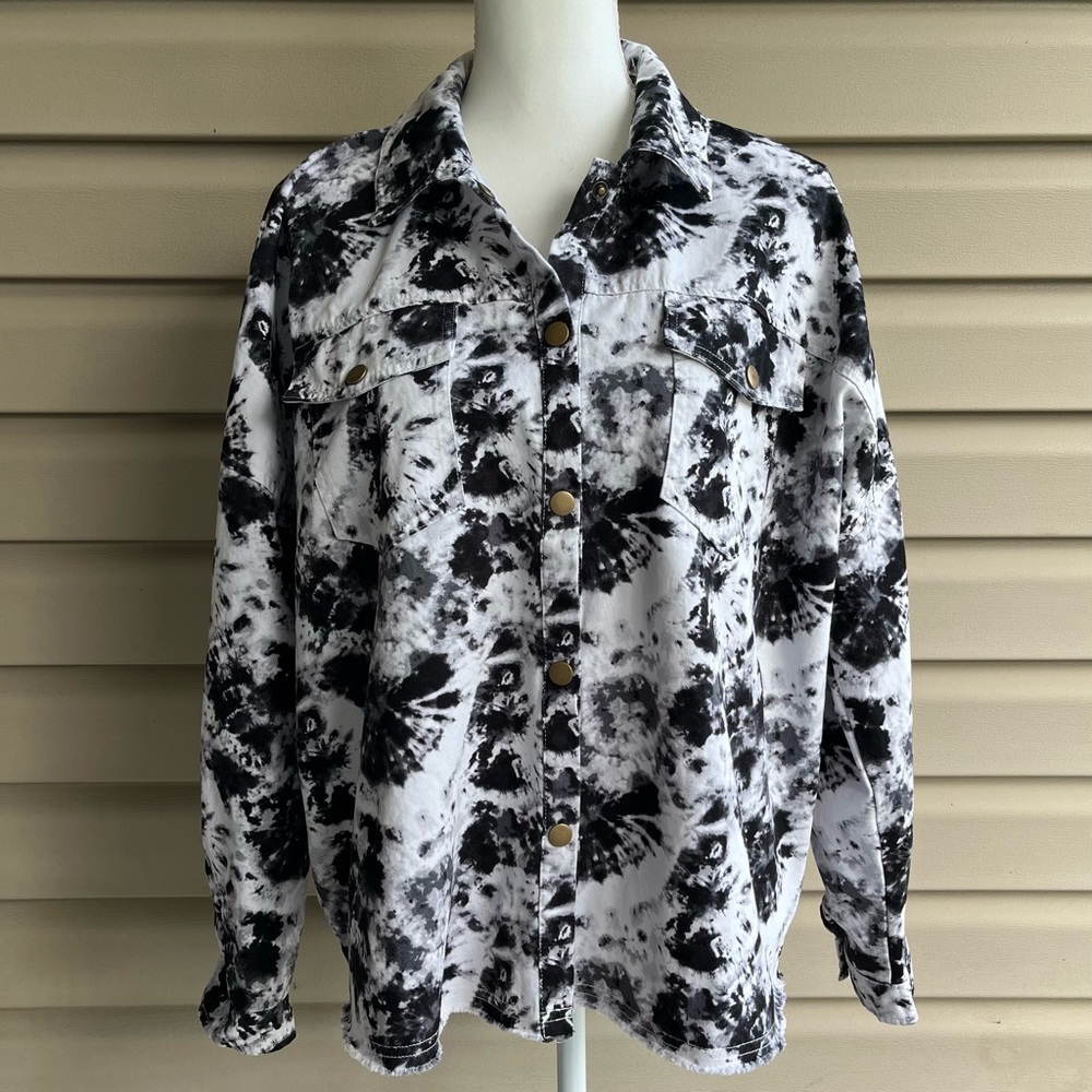 •Mudpie• Sterling Tie Dye Shacket -‎ Size Medium
